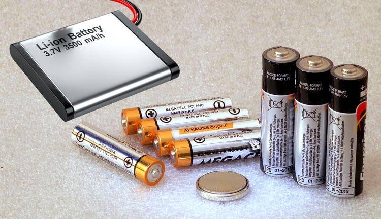 Different types store of batteries